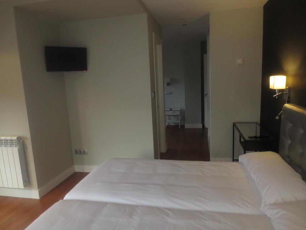 Hotel Rosal Oviédo Zimmer foto